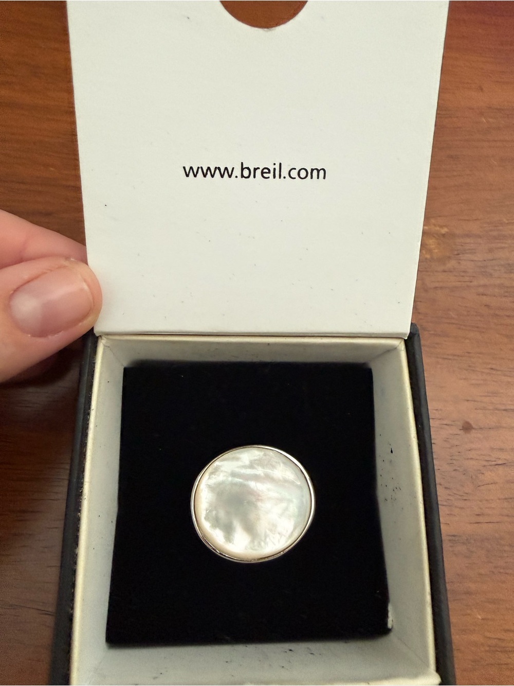 Breil Mother-of-Pearl Round Ring in White and Silver